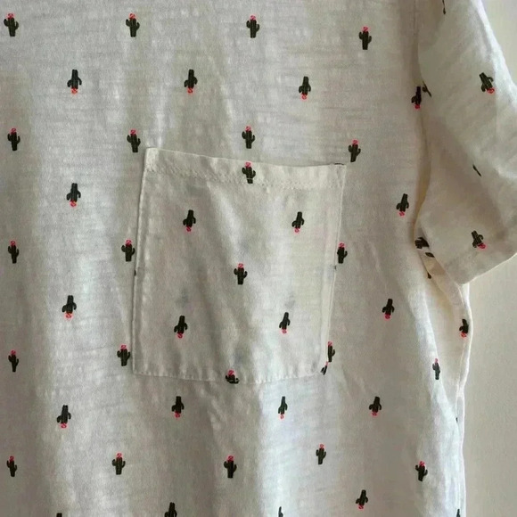 Old Navy Boyfriend Tee with Pocket, Cactus Print T-Shirt, Size M - Picture 6 of 16